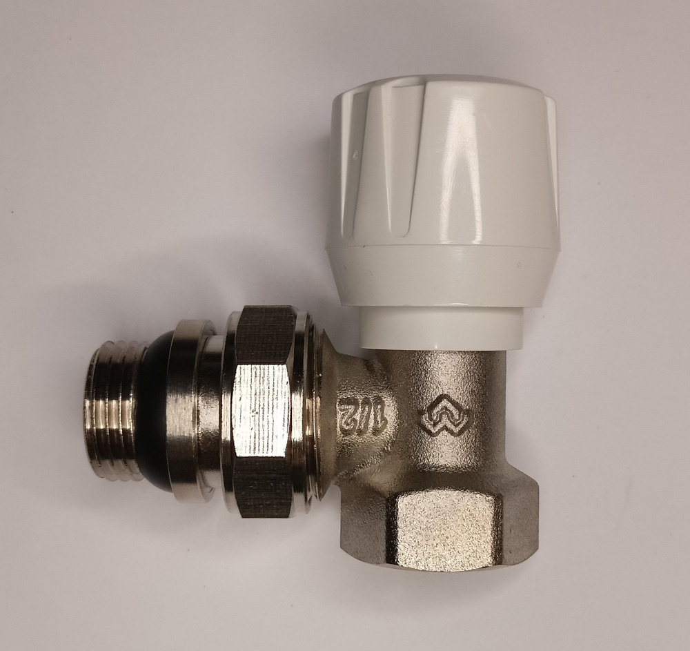 Клапан радиаторный VARMEGA 3/4" ручной, прямой с самоуплотняющимся полусгоном, VM10113 — фото 1